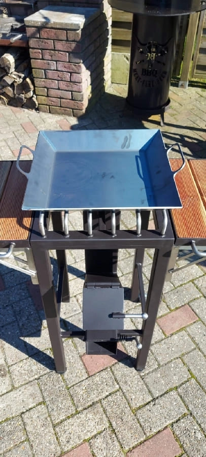 Steel Rocket Stove Station
